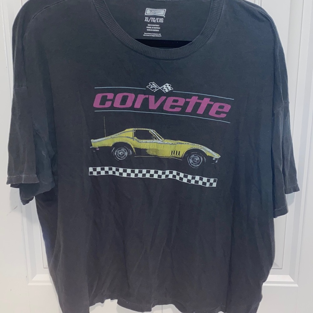 Women’s American eagle outfitters cropped graphic tee